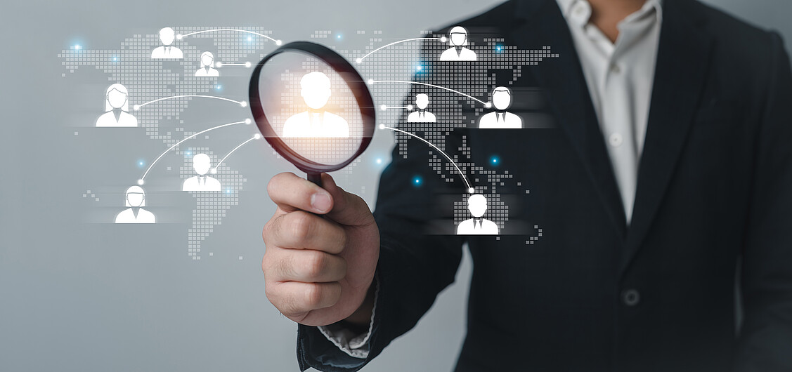 HR Benchmarking HR Benchmarking