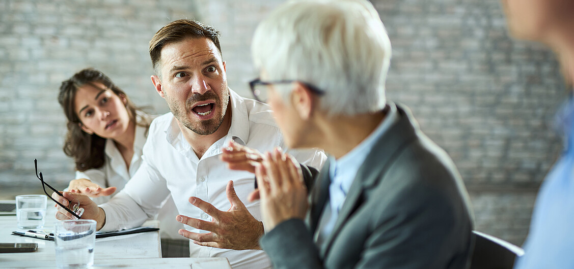 Comportement agressif des employés Comportement agressif des employés