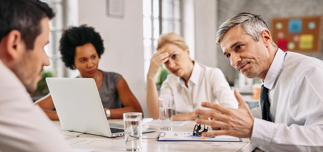 Aggressives Mitarbeiterverhalten Aggressives Mitarbeiterverhalten