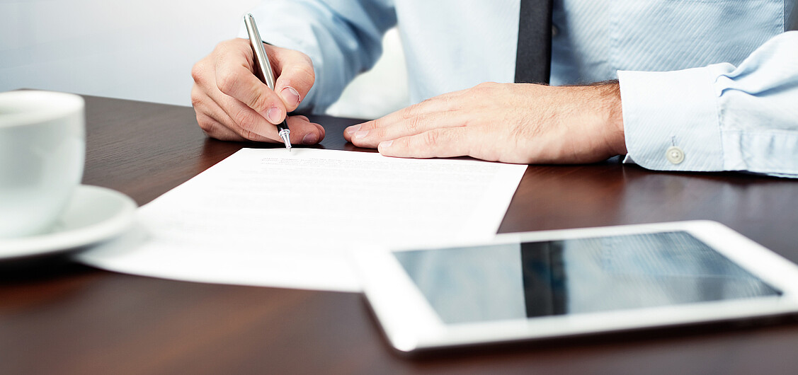 Élaborer un certificat de travail Élaborer un certificat de travail