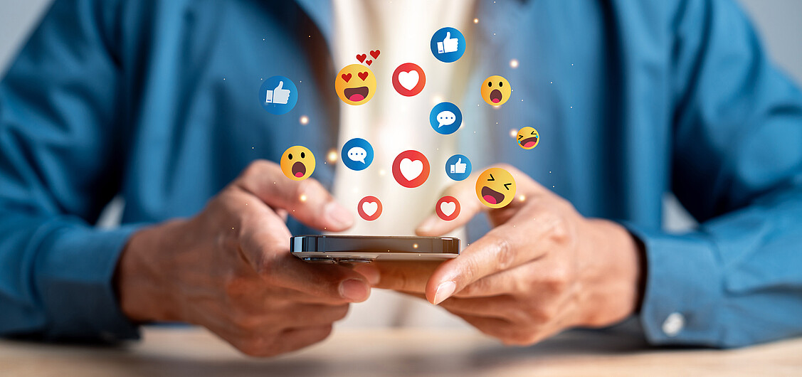 Social Media Social Media